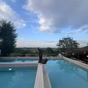 https://hotel-il-pietreto.it-tuscanyhotel.com