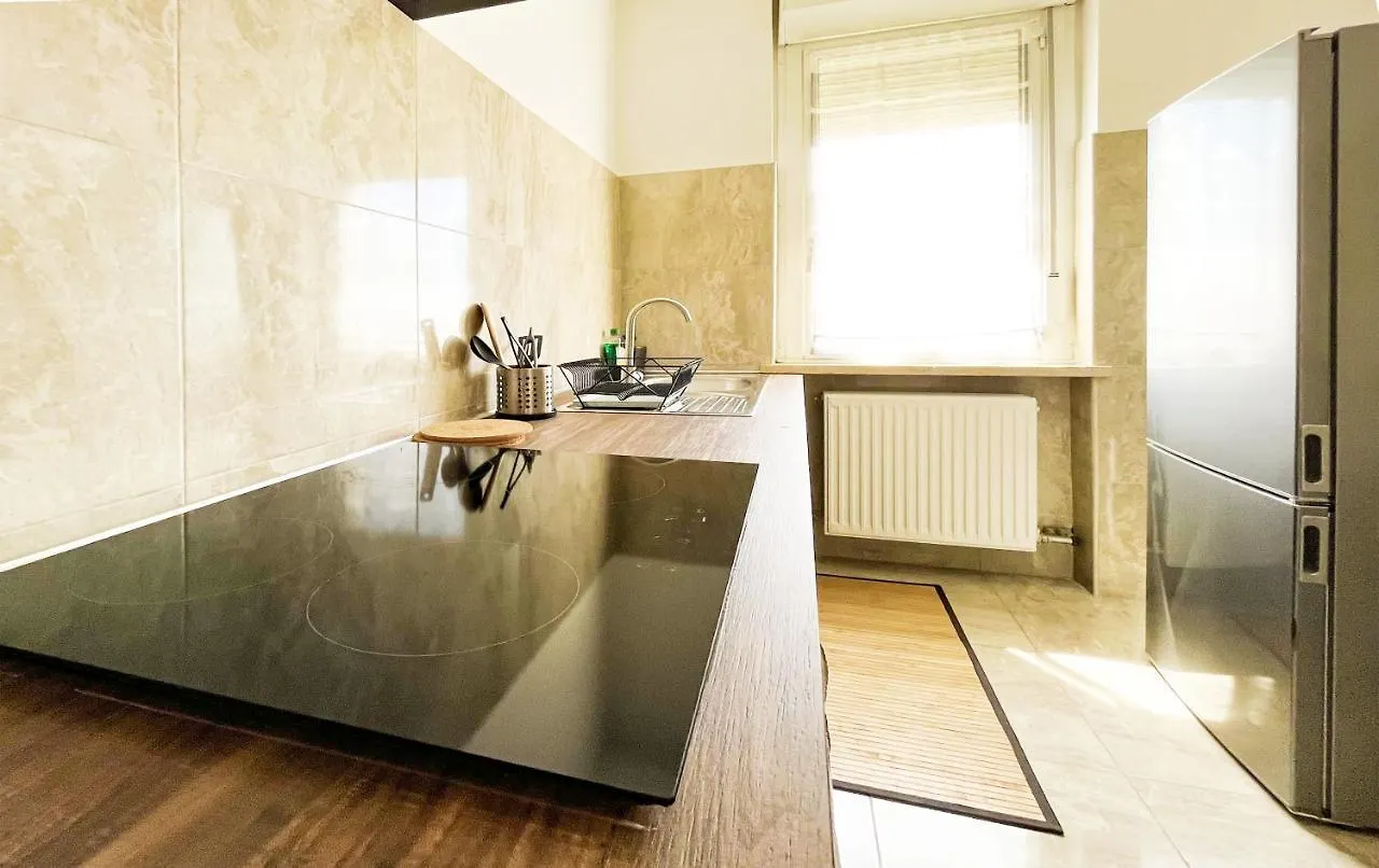 Suitesflores - Bright And Cozy Apartment In Verona