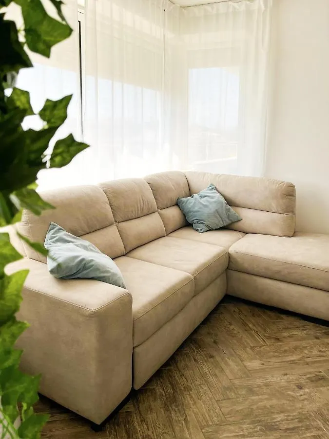 Suitesflores - Bright And Cozy Apartment In Verona